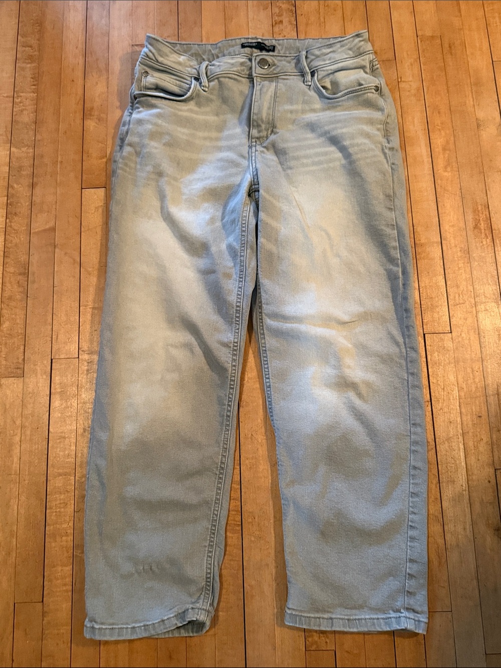 Simply Vera Vera Wang Light Gray Wash Relaxed Straight Jeans